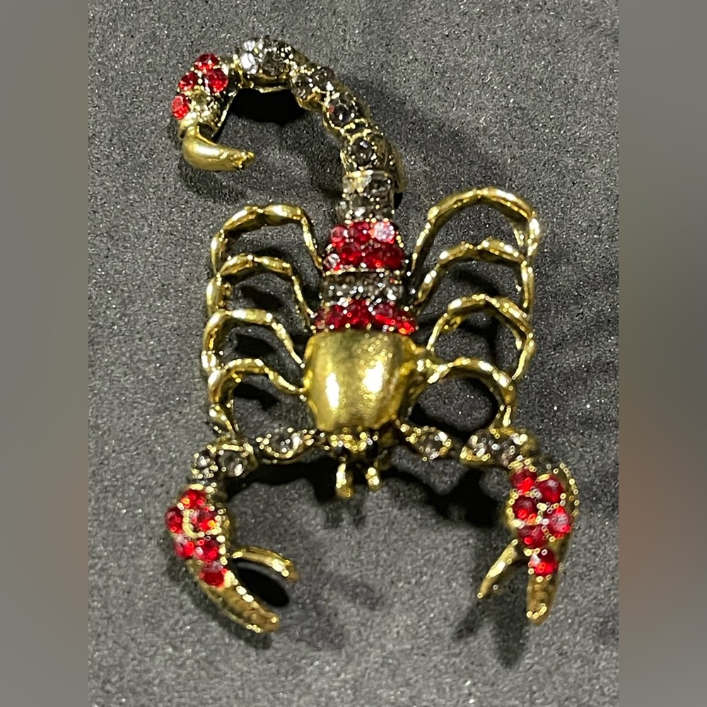 Elegant Red and Gold Tone Sparkly Scorpion Brooch Lapel Pin